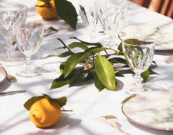 EINE VOLLSTÄNDIGE UND PERSONALISIERBARE PAPETERIE-KOLLEKTION