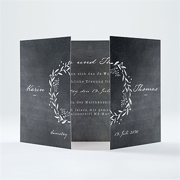 Hochzeitseinladung gravur auf schiefertafel