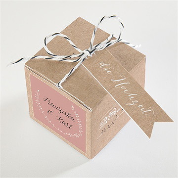 Geschenkbox Hochzeit Festlichkeit - vue 3