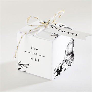 Geschenkbox Hochzeit kamelie