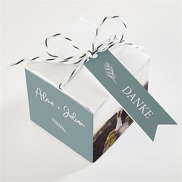 Geschenkbox Hochzeit Liebeszeichnung - vue 3