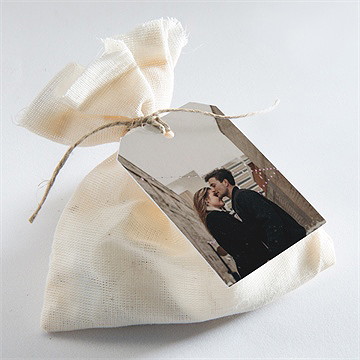 Geschenkanhänger Hochzeit vor dem objektiv - Vue 2