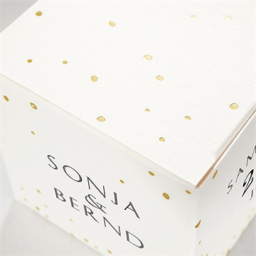 Geschenkbox Hochzeit einfach geschmückt - gold - Vue 2