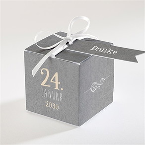 Geschenkbox Taufe symbolisch