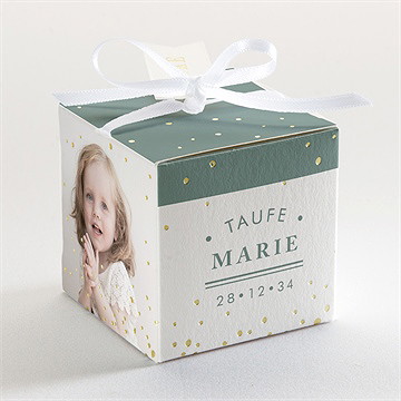 Geschenkbox Taufe initial - gold - Vue 3