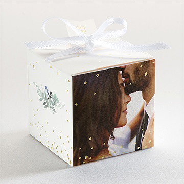 Geschenkbox Hochzeit initialen - gold - Vue 3