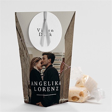 Geschenkbox Hochzeit vor dem objektiv - schachtel