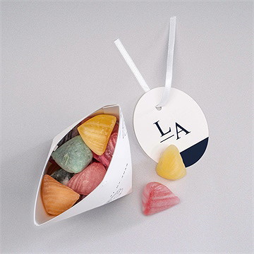 Geschenkbox Hochzeit pfingstrose - schachtel - Vue 3