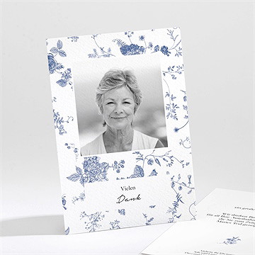 Trauerdanksagung Blaue Blüten