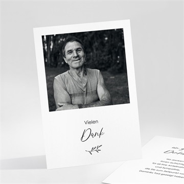 Trauerdanksagung Schwarz und weiß