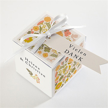 Geschenkbox Hochzeit Peace And Love - vue 3