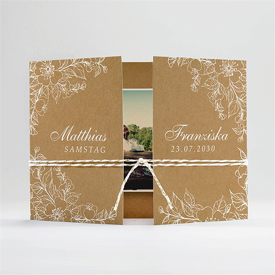 Hochzeitseinladung Weiße Blüten