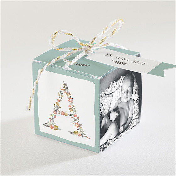 Geschenkbox Taufe Blumenalphabet Junge