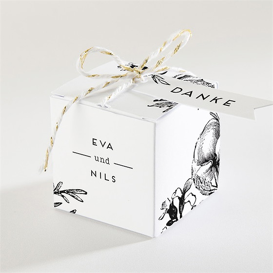 Geschenkbox Hochzeit Kamelie