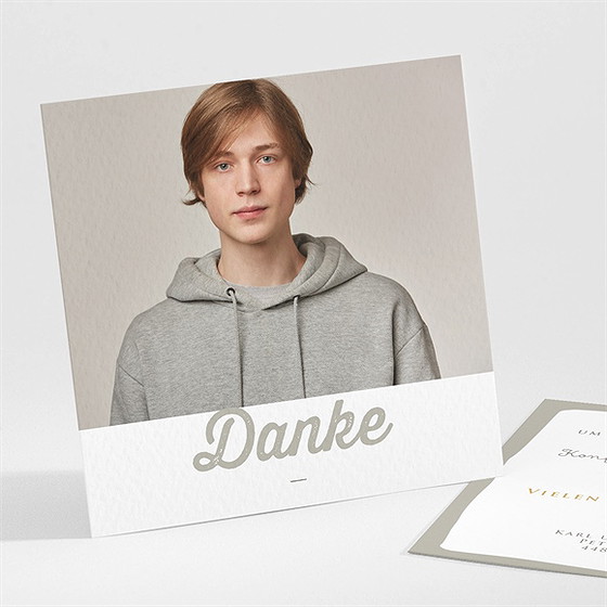 Dankeskarte Konfirmation blumige initiale