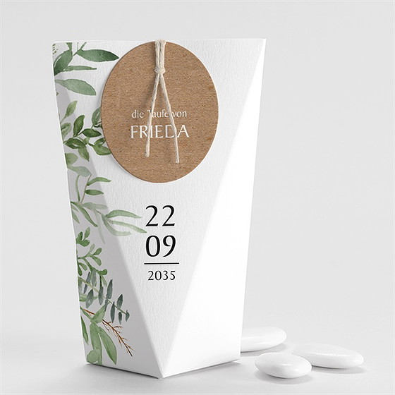 Geschenkbox Taufe Kraftpapier Und Pflanzenmotiv3