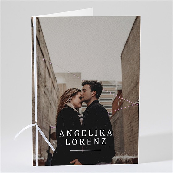 Kirchenheft Hochzeit vor dem objektiv